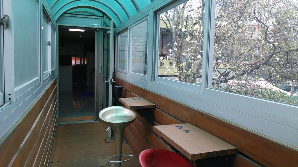 Embassy Guesthouse Itaewon Seul Esterno foto