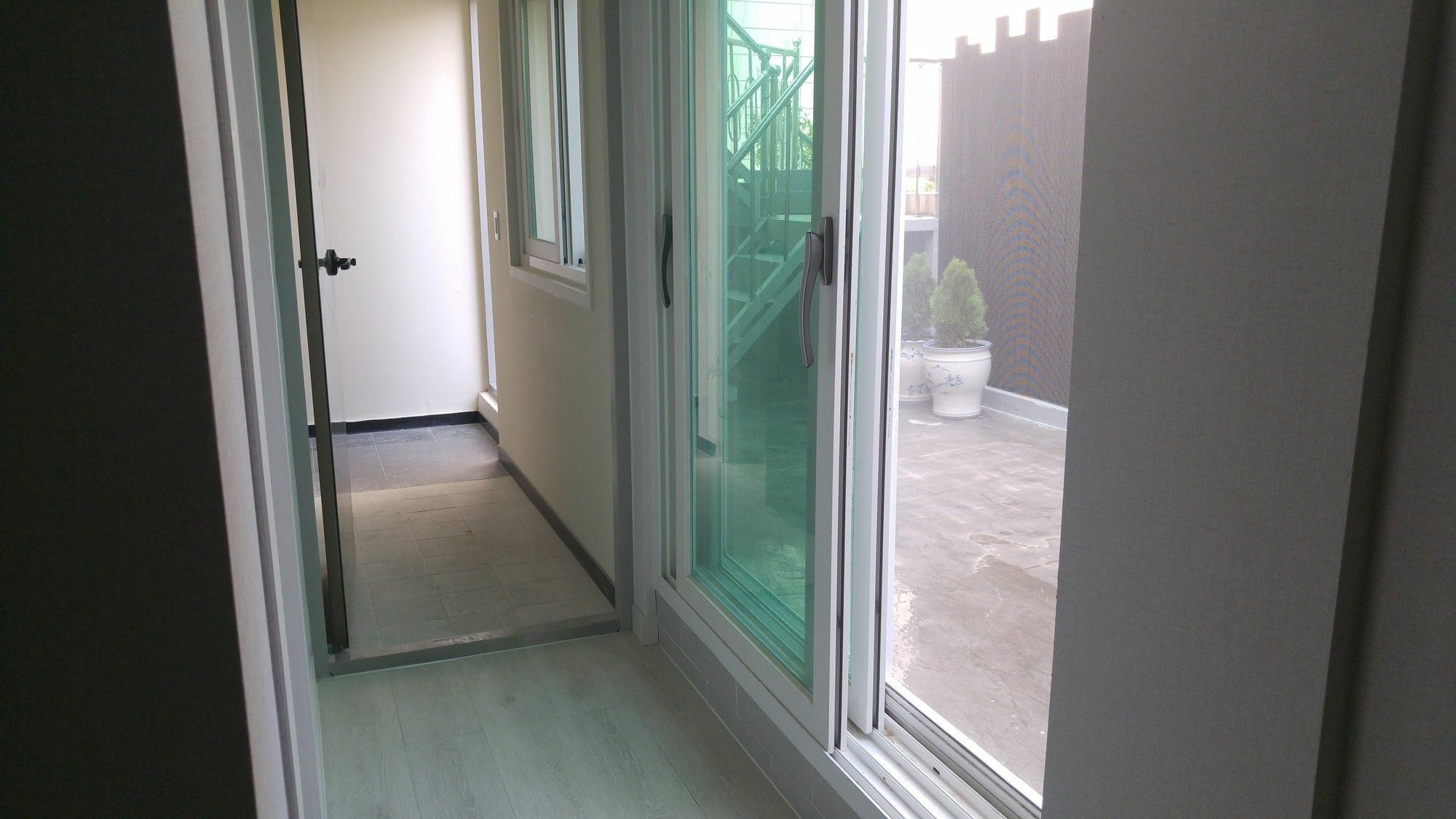 Embassy Guesthouse Itaewon Seul Esterno foto